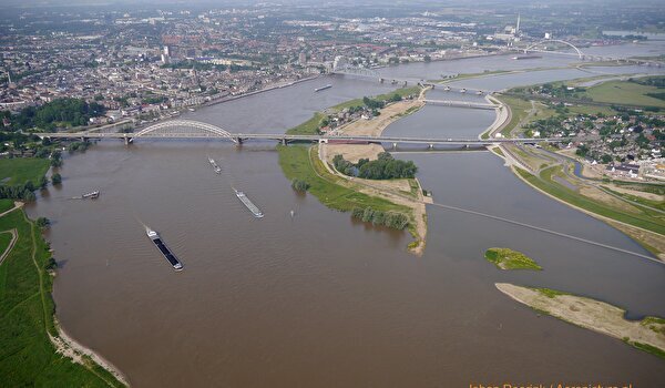 Harde Laag bij Nijmegen, bron Rijkswaterstaat.jpg